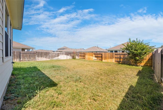 111 Cold Spring LOOP, Bastrop, TX 78602