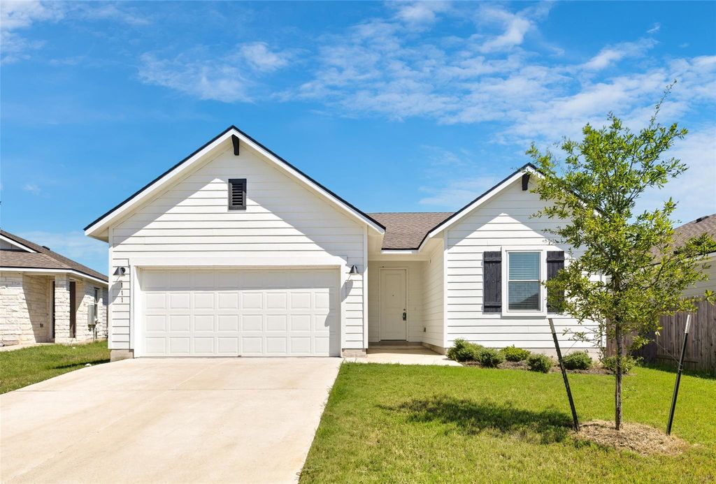 111 Cold Spring LOOP, Bastrop, TX 78602
