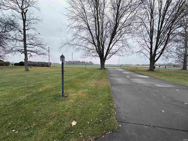 1641 W Union Street, Ligonier, IN 46767