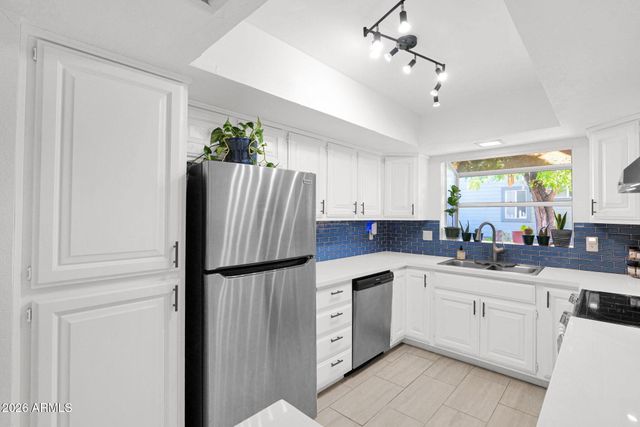 4144 N 21ST Street 8, Phoenix, AZ 85016