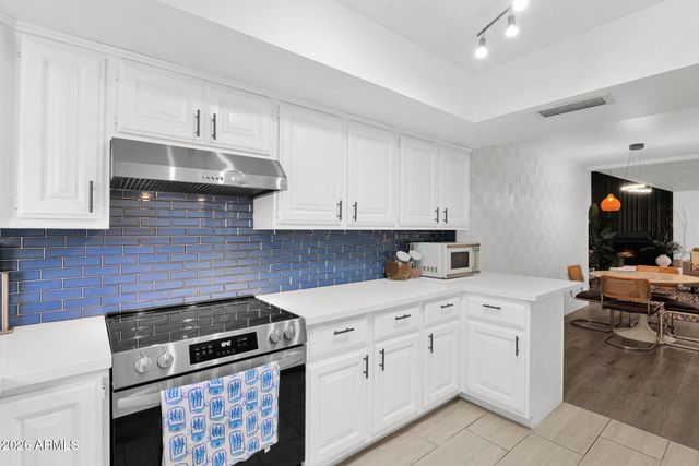 4144 N 21ST Street 8, Phoenix, AZ 85016