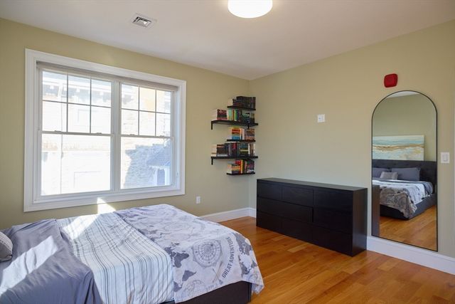 23-25 Bowdoin Ave 4, Boston, MA 02121