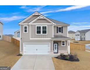 144 Chapel Hill Parkway, Newnan, GA 30263