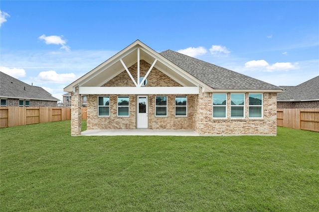 12102 Willow Way Avenue, Mont Belvieu, TX 77535