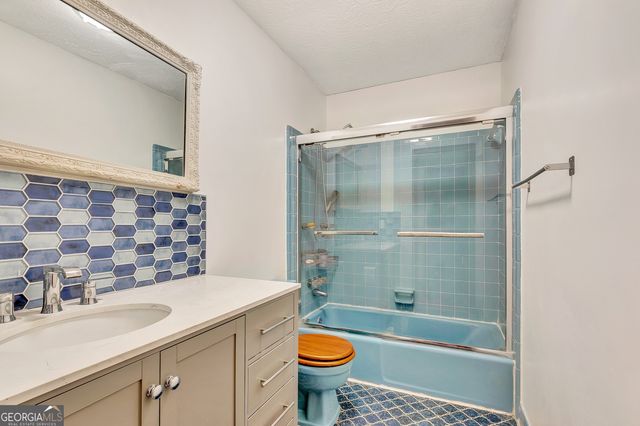 354 Woodcrest Drive, Sharpsburg, GA 30277