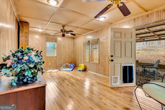 354 Woodcrest Drive, Sharpsburg, GA 30277