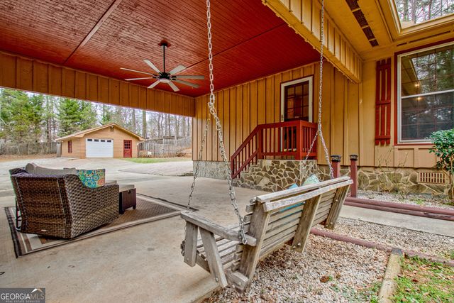 354 Woodcrest Drive, Sharpsburg, GA 30277