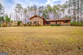 354 Woodcrest Drive, Sharpsburg, GA 30277