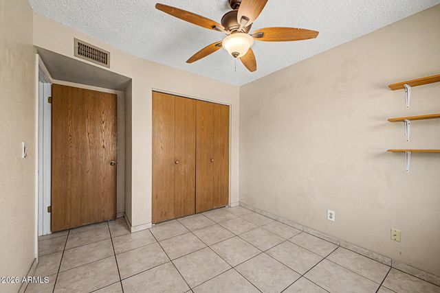 2402 E CARMEL Avenue, Mesa, AZ 85204