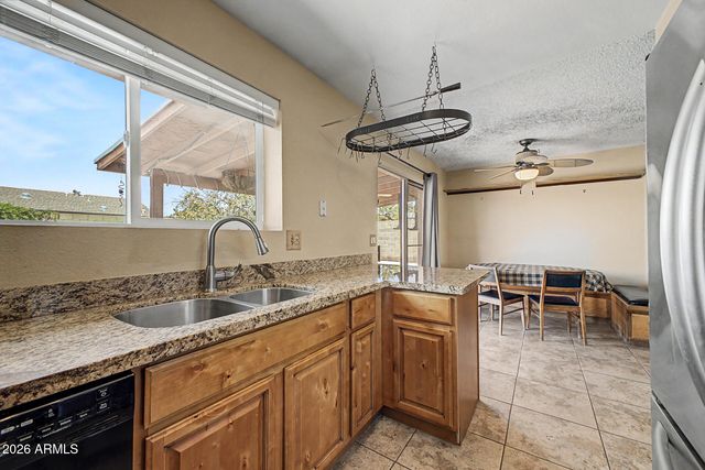 2402 E CARMEL Avenue, Mesa, AZ 85204