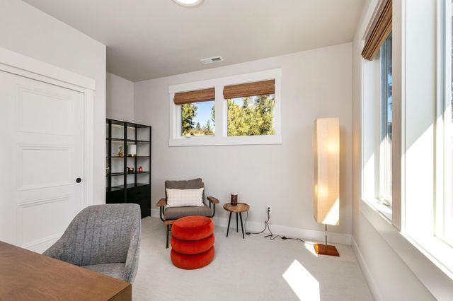 3352 NW Fairway Heights Drive, Bend, OR 97703