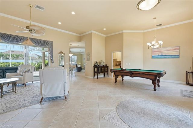 1621 Almeria CT, Marco Island, FL 34145