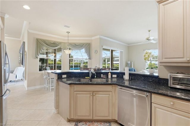1621 Almeria CT, Marco Island, FL 34145