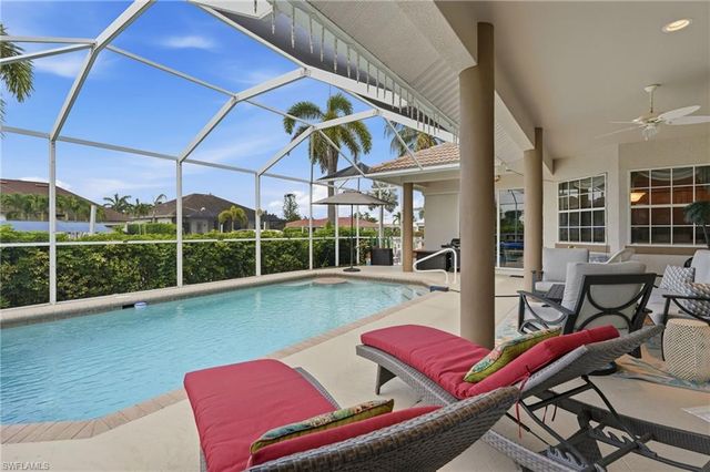 1621 Almeria CT, Marco Island, FL 34145