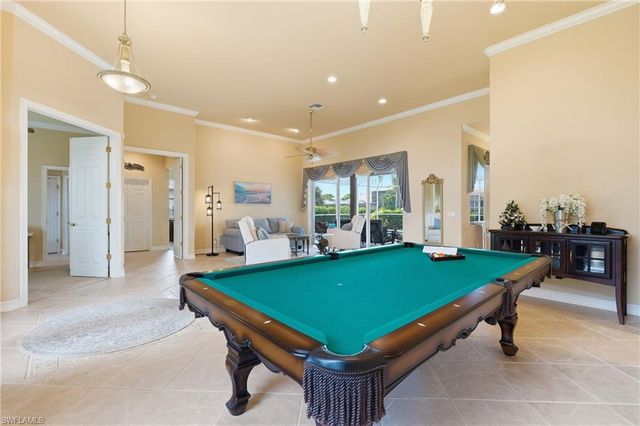 1621 Almeria CT, Marco Island, FL 34145