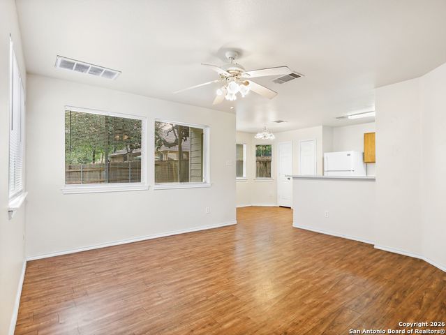 825 Sagewood, San Marcos, TX 78666