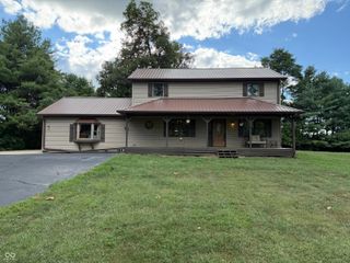 5668 S 50 W, Trafalgar, IN 46181