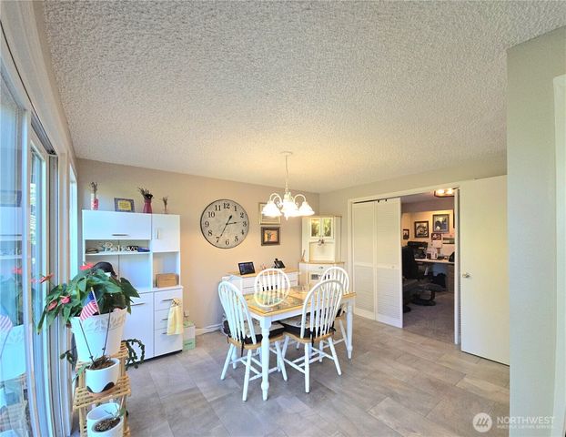 296 Taylor Blvd, Sequim, WA 98382