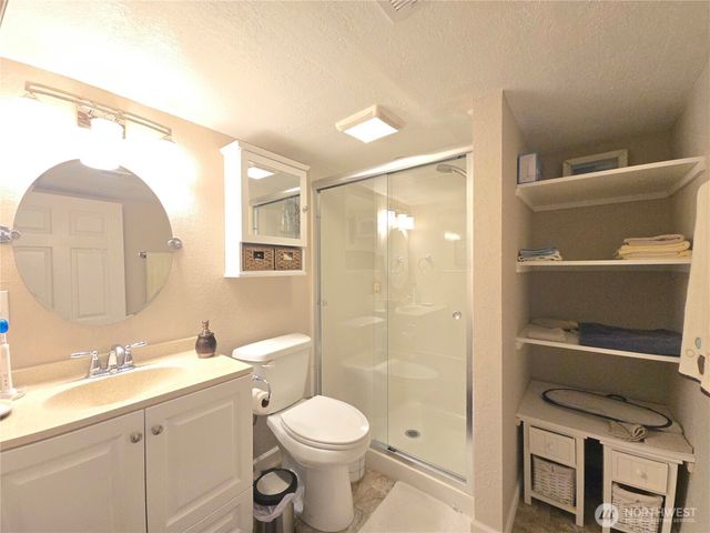 296 Taylor Blvd, Sequim, WA 98382