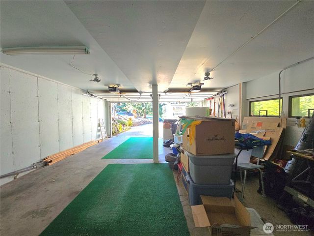 296 Taylor Blvd, Sequim, WA 98382