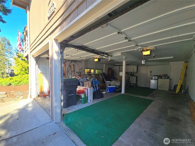 296 Taylor Blvd, Sequim, WA 98382