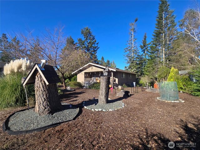 296 Taylor Blvd, Sequim, WA 98382