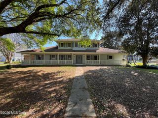 2433 Champion, Gulfport, MS 39507