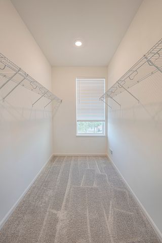 2939 SHOWPLACE Drive, Naperville, IL 60564