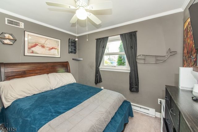 212 Durban Ave, Hopatcong Boro, NJ 07843