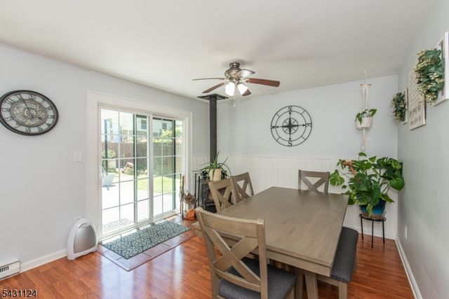 212 Durban Ave, Hopatcong Boro, NJ 07843