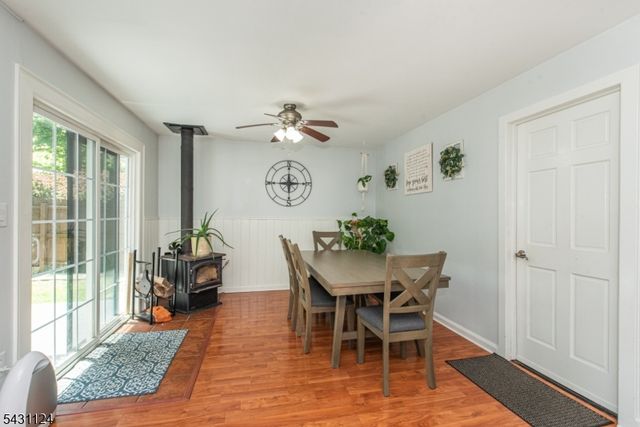 212 Durban Ave, Hopatcong Boro, NJ 07843
