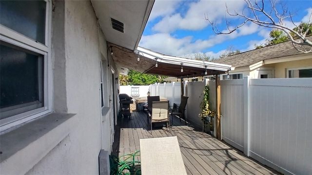 2209 JACARANDA COURT, Dunedin, FL 34698