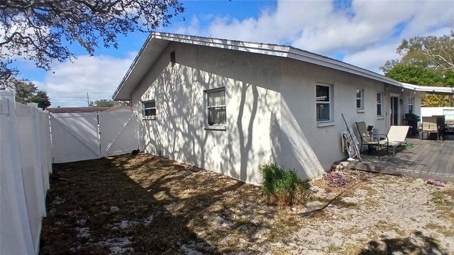 2209 JACARANDA COURT, Dunedin, FL 34698