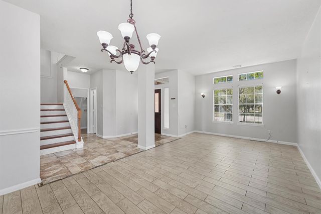 17206 Stonebridge Trail, Houston, TX 77095