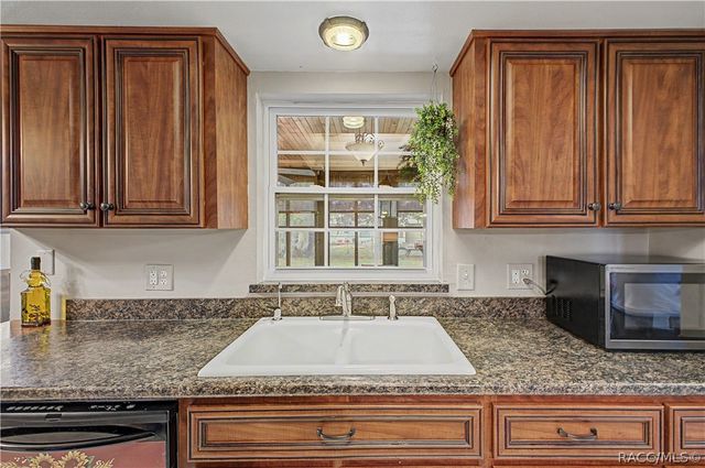 319 Dartmouth Avenue, Spring Hill, FL 34606