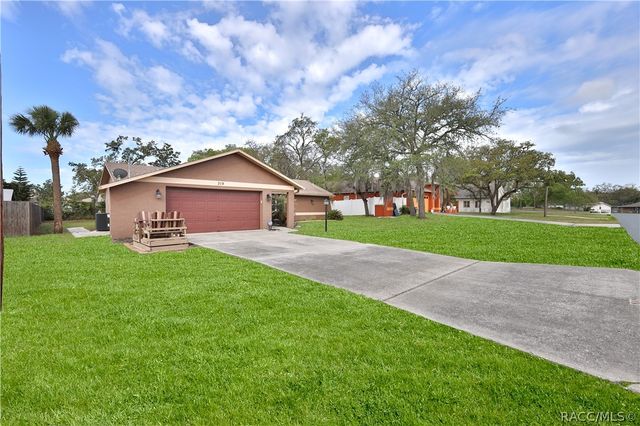 319 Dartmouth Avenue, Spring Hill, FL 34606