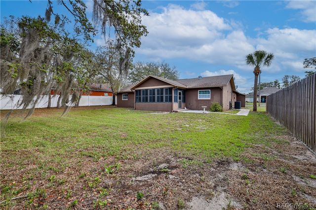 319 Dartmouth Avenue, Spring Hill, FL 34606