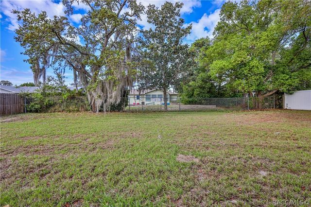 319 Dartmouth Avenue, Spring Hill, FL 34606