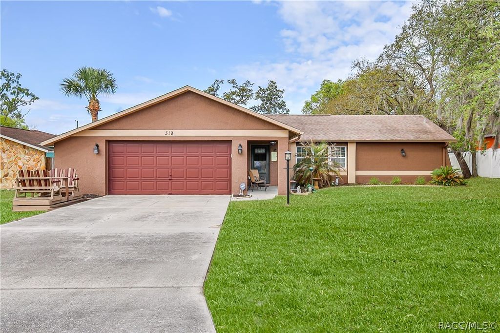 319 Dartmouth Avenue, Spring Hill, FL 34606