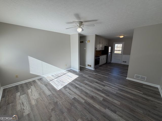 824 Jesters Lake Drive, Jonesboro, GA 30236