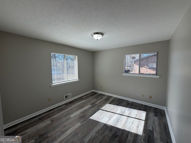 824 Jesters Lake Drive, Jonesboro, GA 30236