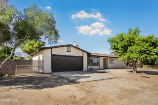 13116 E Avenue W10, Pearblossom, CA 93553