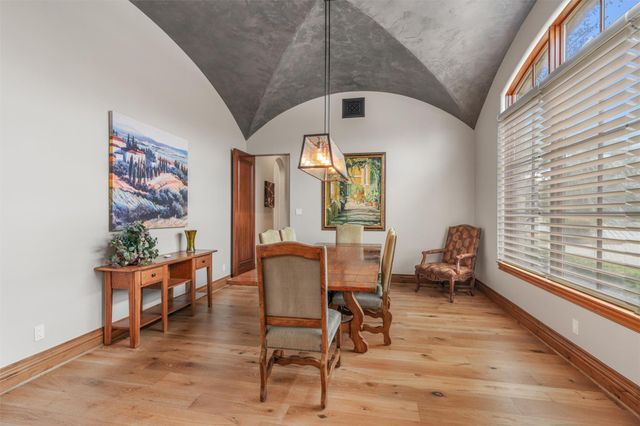 4407 Island CV, Austin, TX 78731