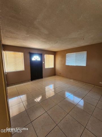 167 Pearl Lane, El Paso, TX 79915