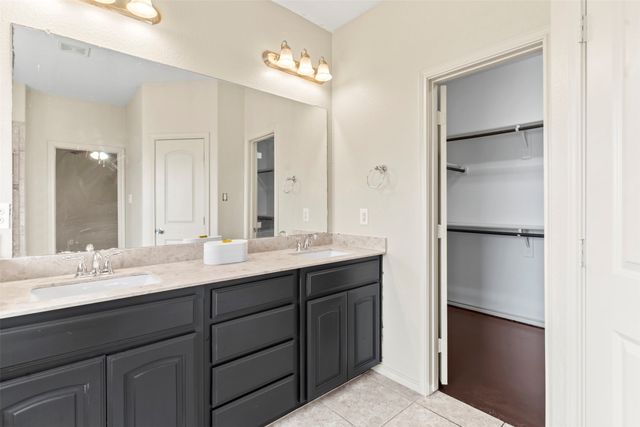 4809 Gunnison Drive, Denton, TX 76208