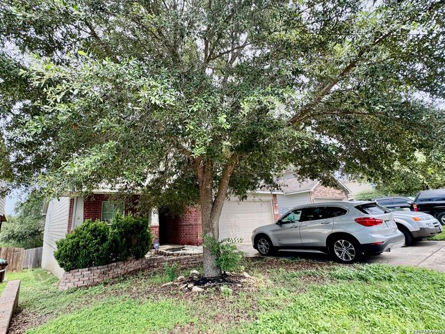 1450 Dancing Wolf, San Antonio, TX 78245