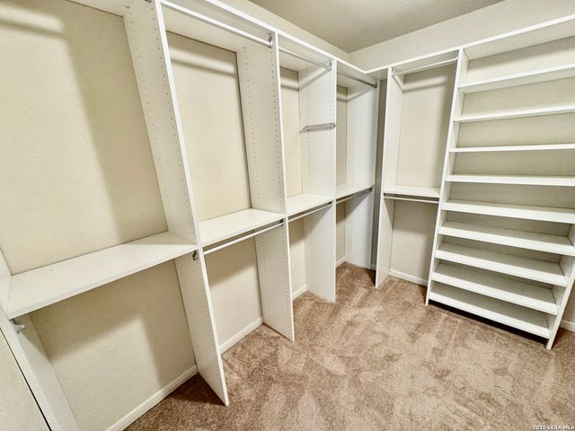 1450 Dancing Wolf, San Antonio, TX 78245
