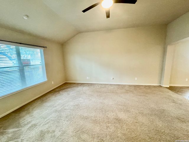 1450 Dancing Wolf, San Antonio, TX 78245