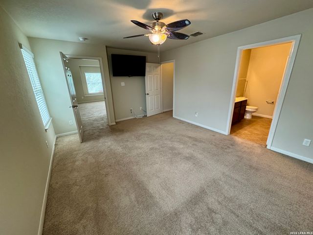 1450 Dancing Wolf, San Antonio, TX 78245