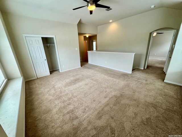 1450 Dancing Wolf, San Antonio, TX 78245